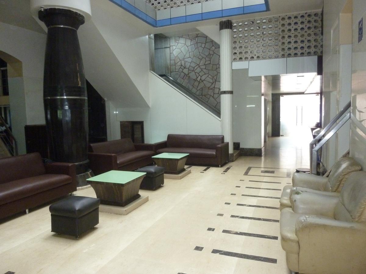 Hotel Stars Bombay Exterior foto